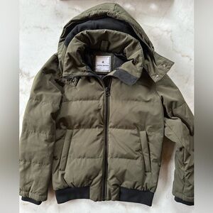 Dark olive green and black bomber jacket | olive green puffer jacket